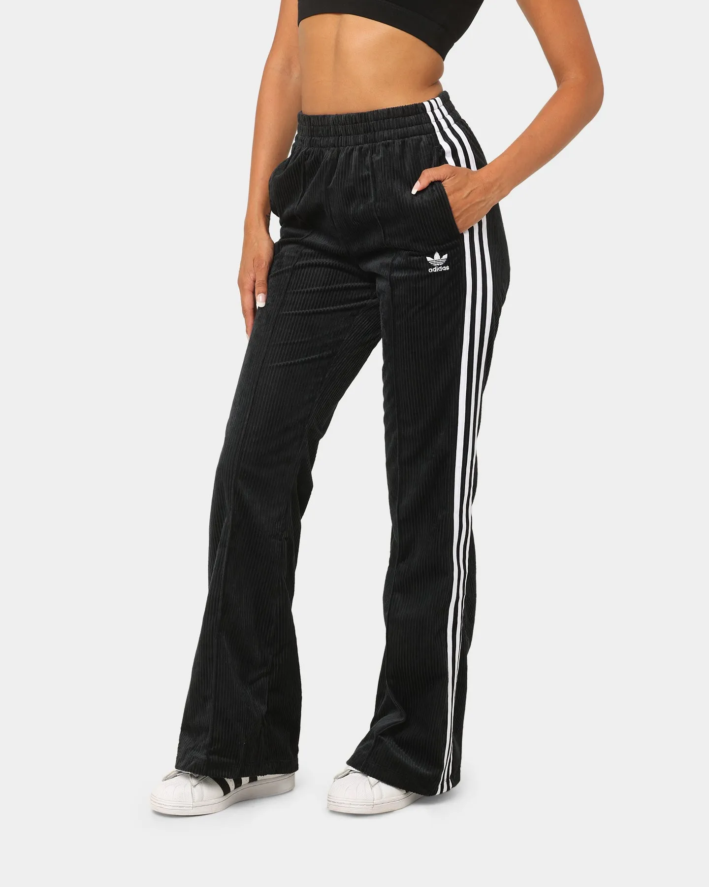 Adidas Women's Adicolour Classics Chunky Velour Pants Black