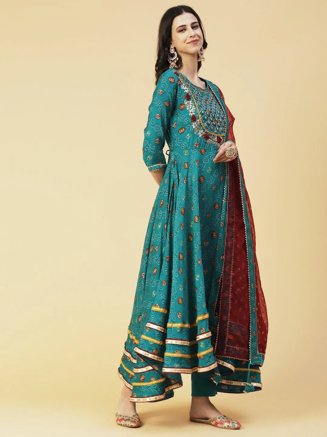 Bandhani Printed Gotapatti Embroidered Kurta With Pants & Dupatta - Green