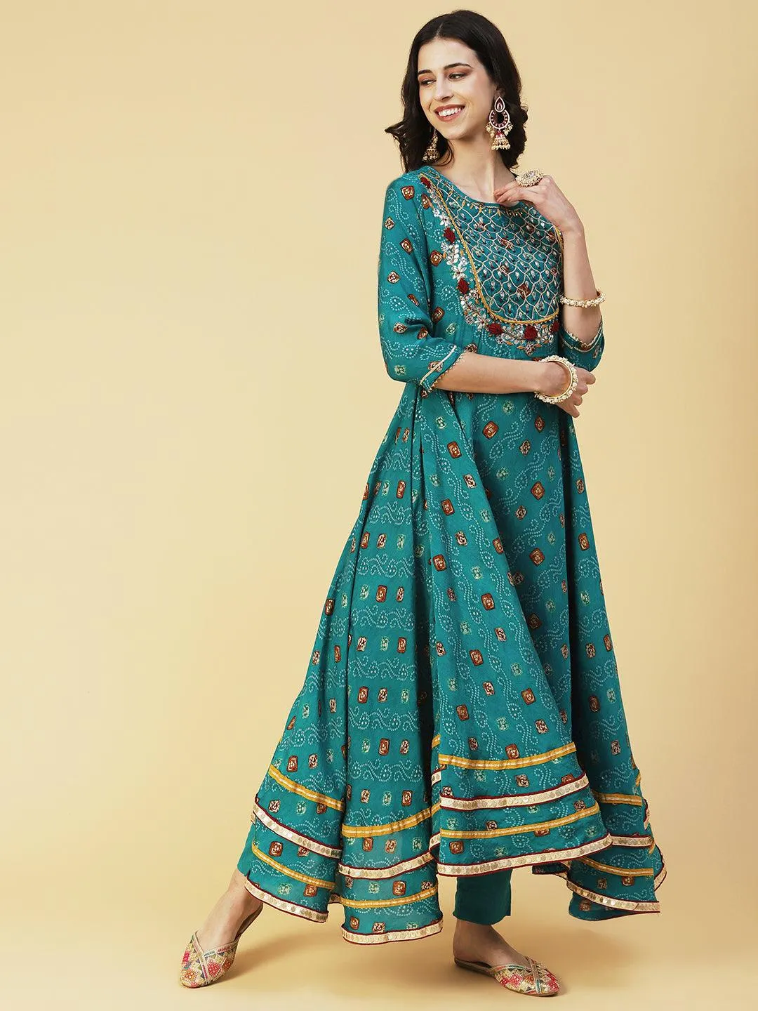 Bandhani Printed Gotapatti Embroidered Kurta With Pants & Dupatta - Green