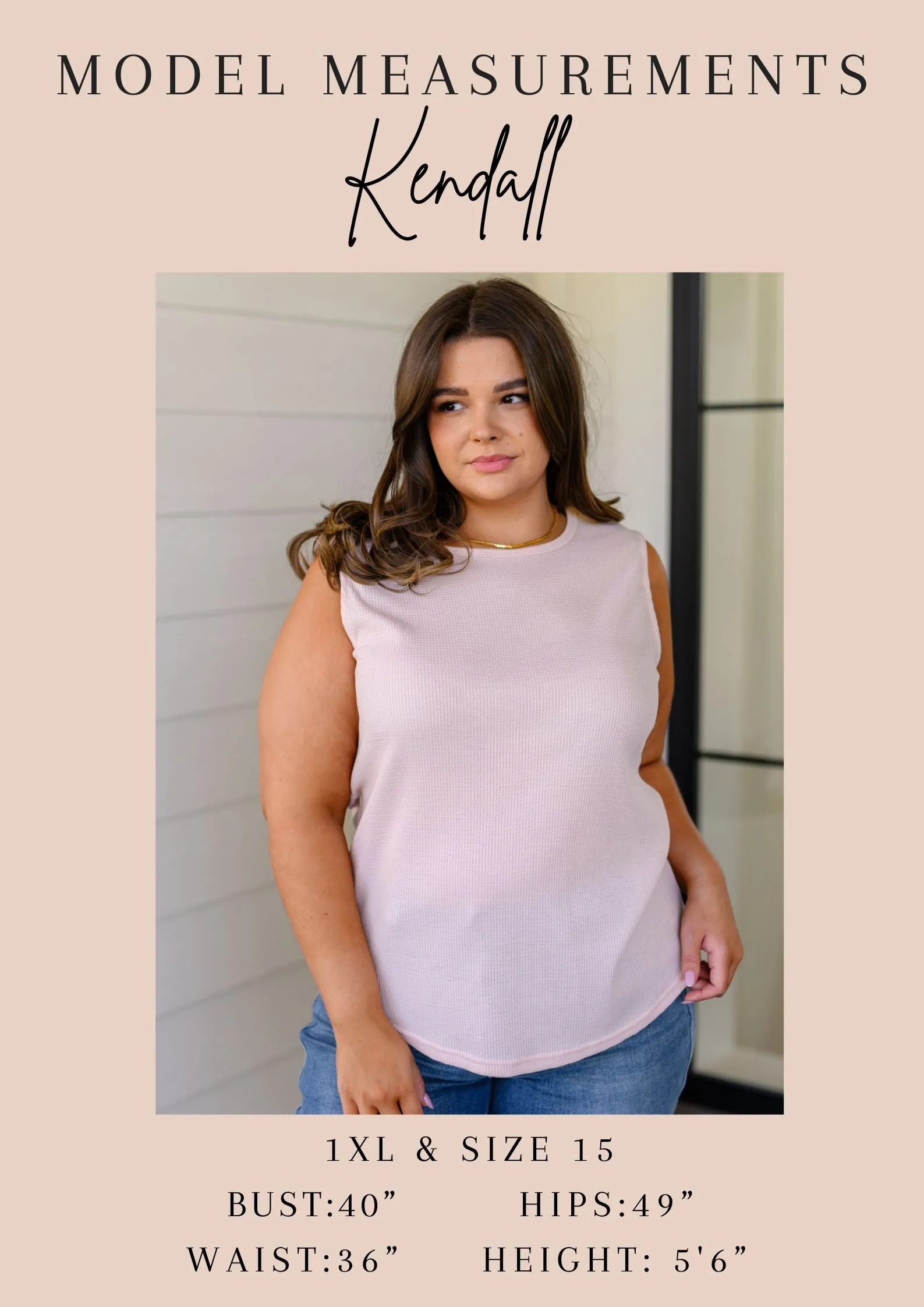 Everyday Scoop Neck Short Sleeve Top in Black - Yelete