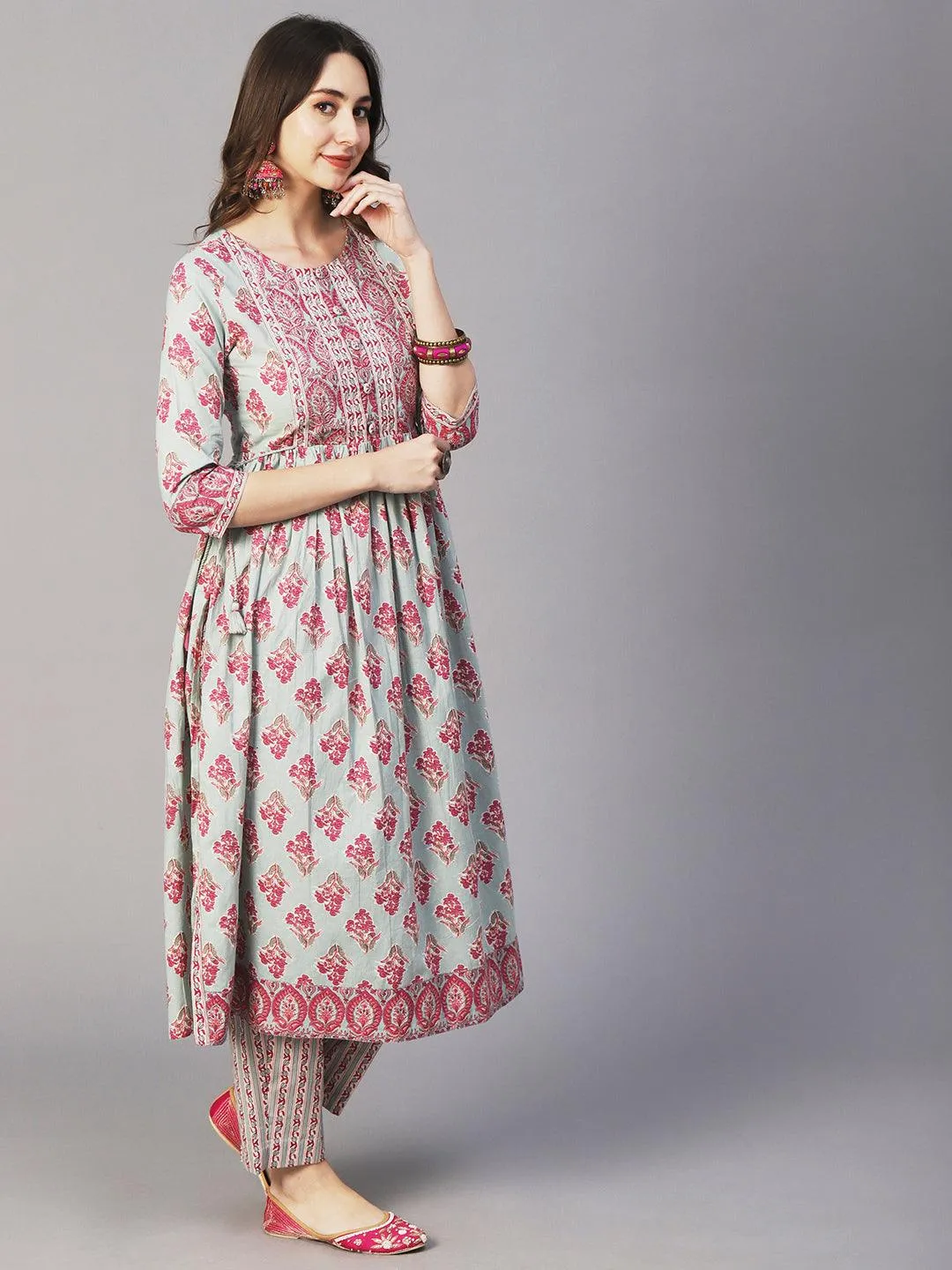 Floral Block Printed Zari Embroidered High Slit Kurta With Pants & Dupatta - Mint Green