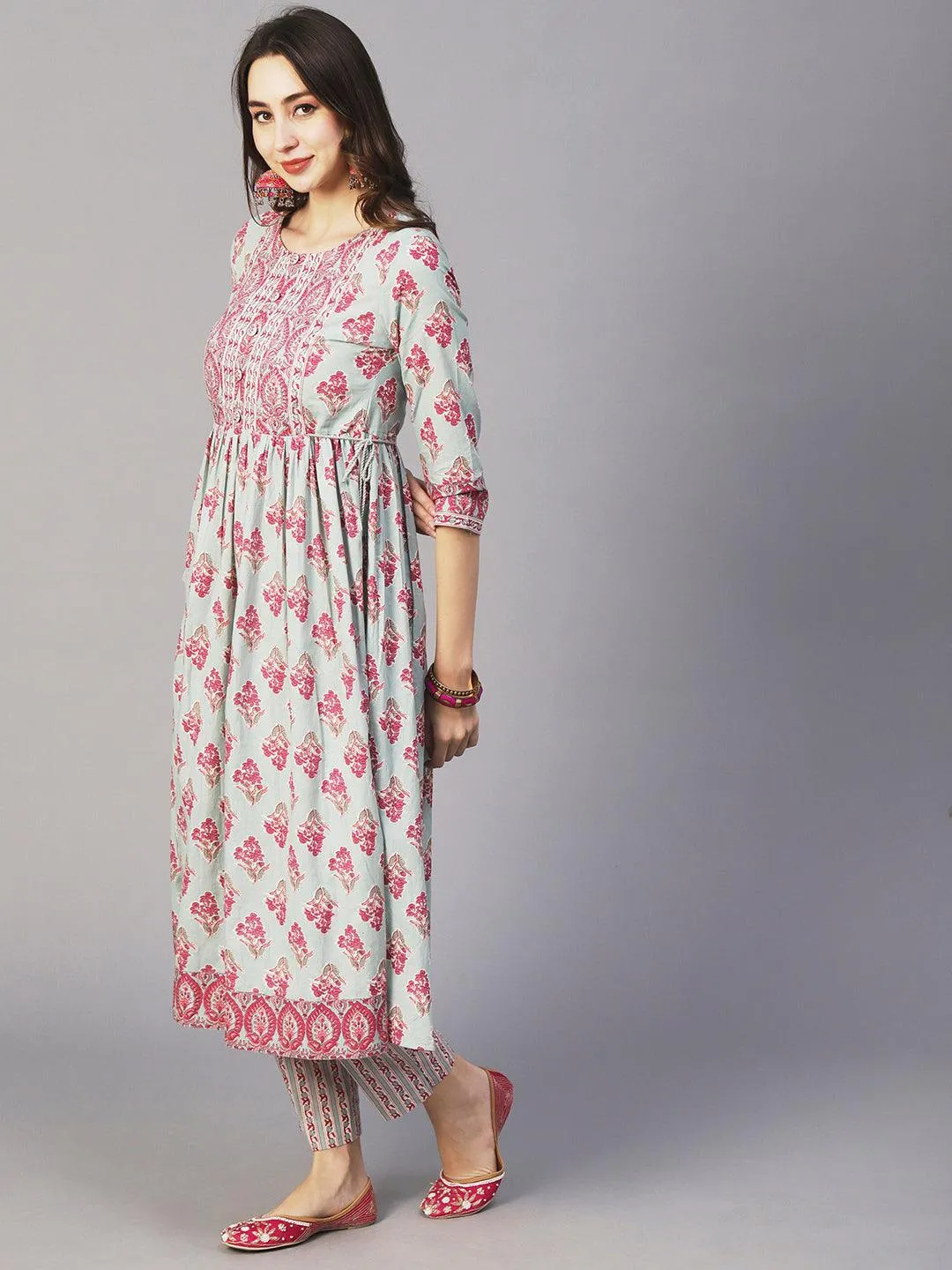 Floral Block Printed Zari Embroidered High Slit Kurta With Pants & Dupatta - Mint Green