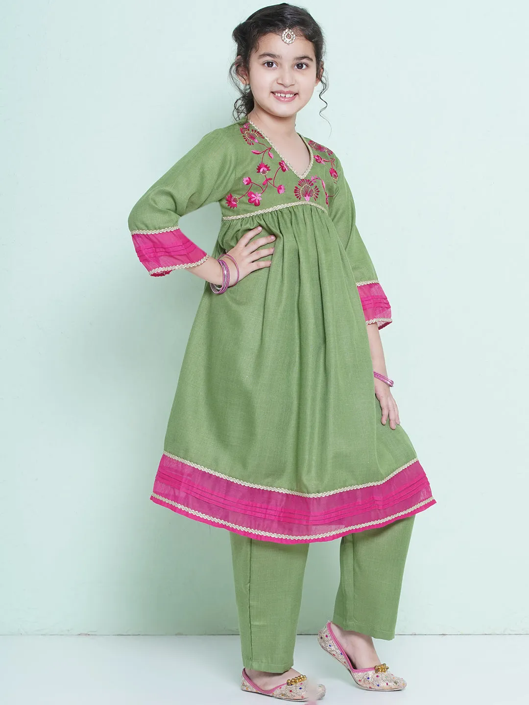 Jashvi Girls Green Embroidered Alia Design Kurta With Trousers With dupatta