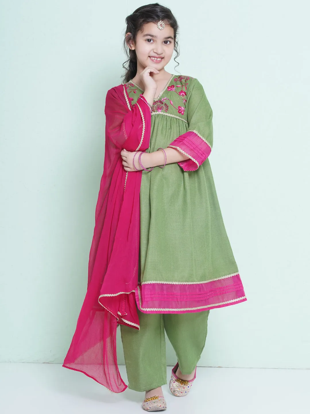 Jashvi Girls Green Embroidered Alia Design Kurta With Trousers With dupatta