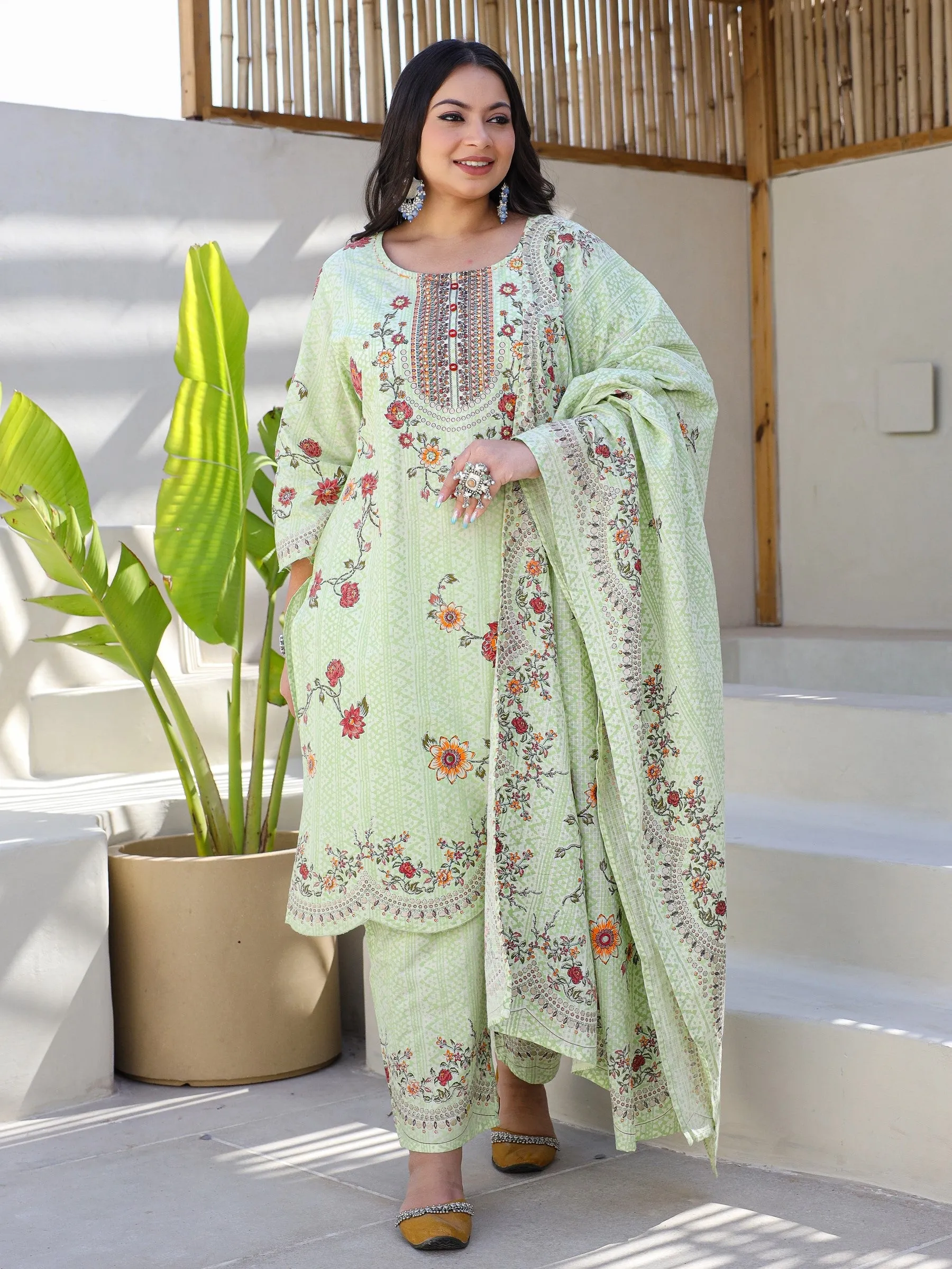 Jashvi Green Floral & Ethnic Motif Printed Cotton Cambric Plus Size Kurta Pants & Dupatta Set With Beads & Sequins (3-Pcs)