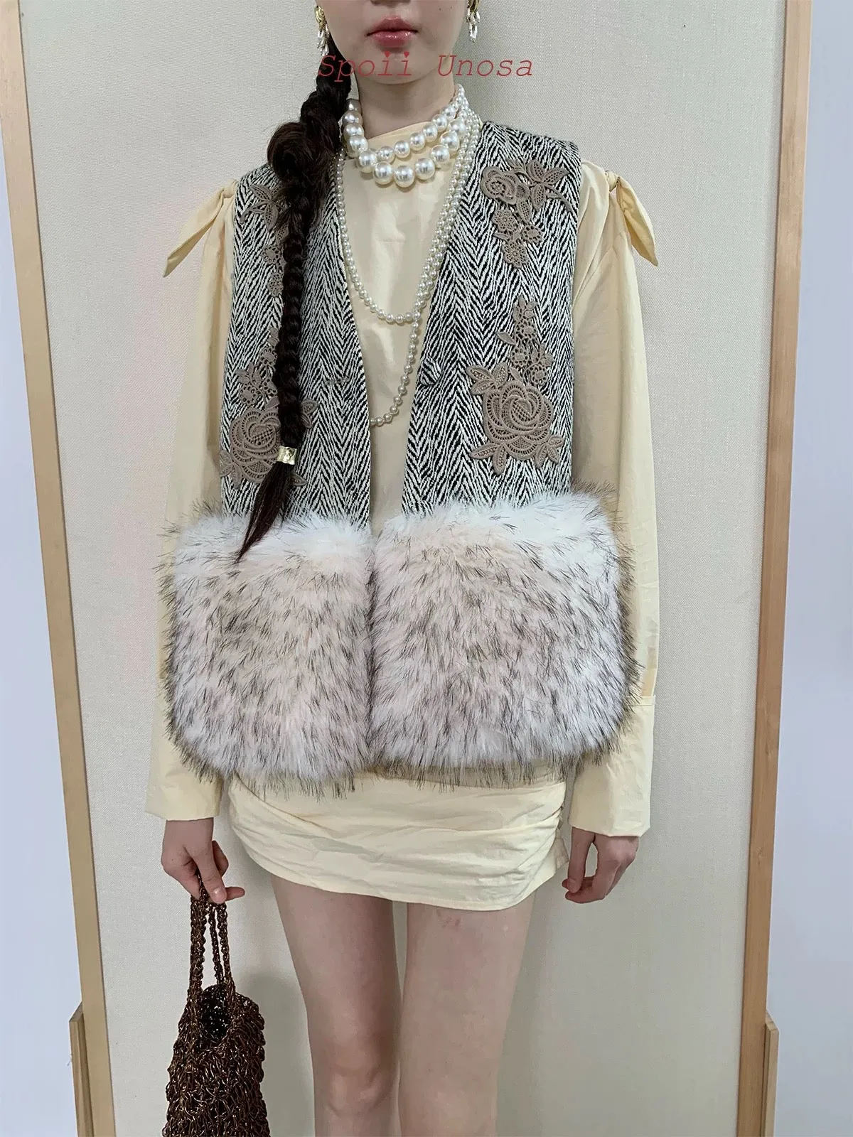 [SPOII UNOSA] Vintage Charm Faux Fur Autumn Vest