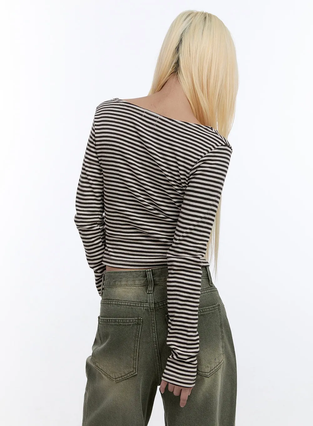 U Neck Stripe Crop Long Sleeve Top CO419