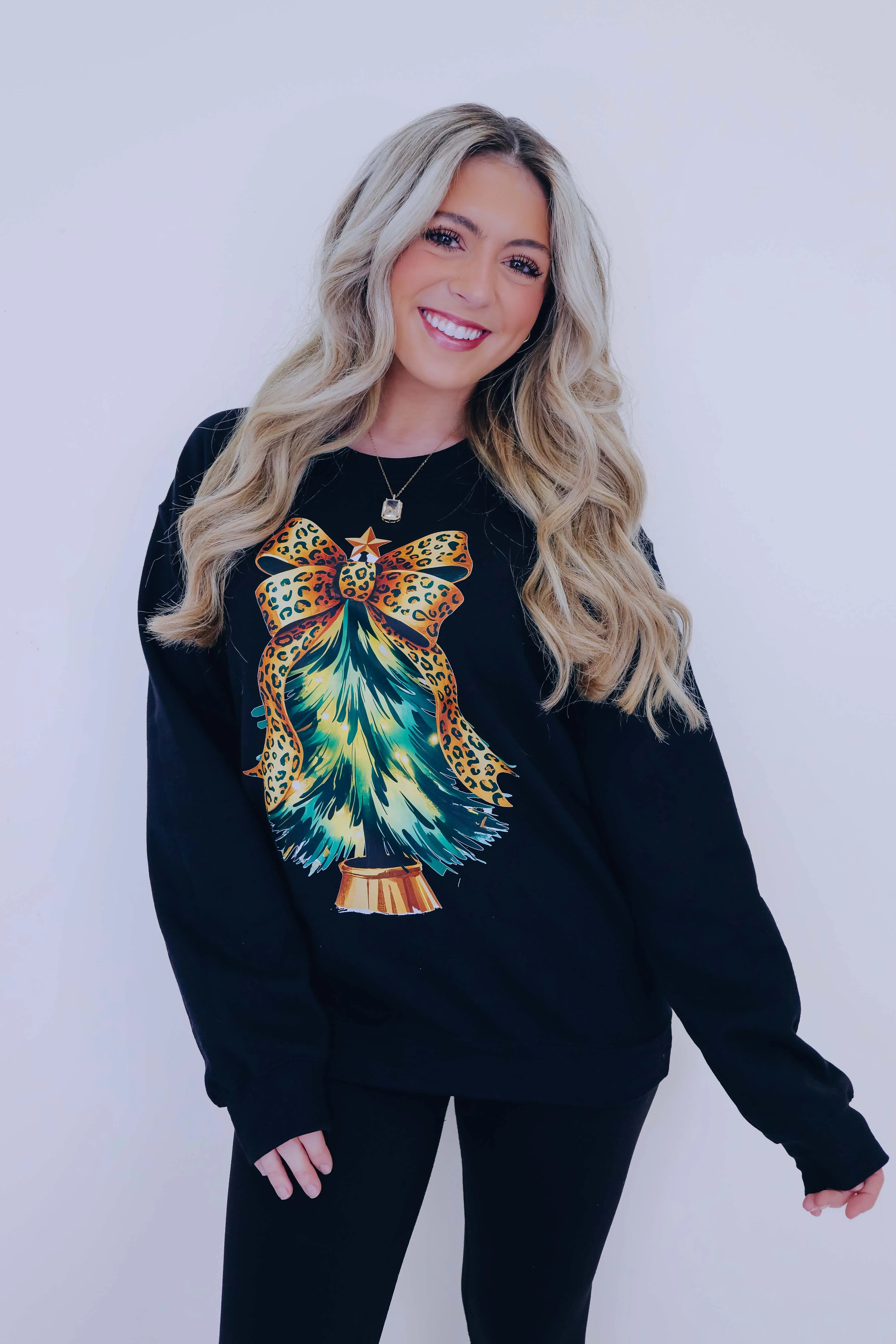 Wild Bow Christmas Graphic Tee / Sweatshirt