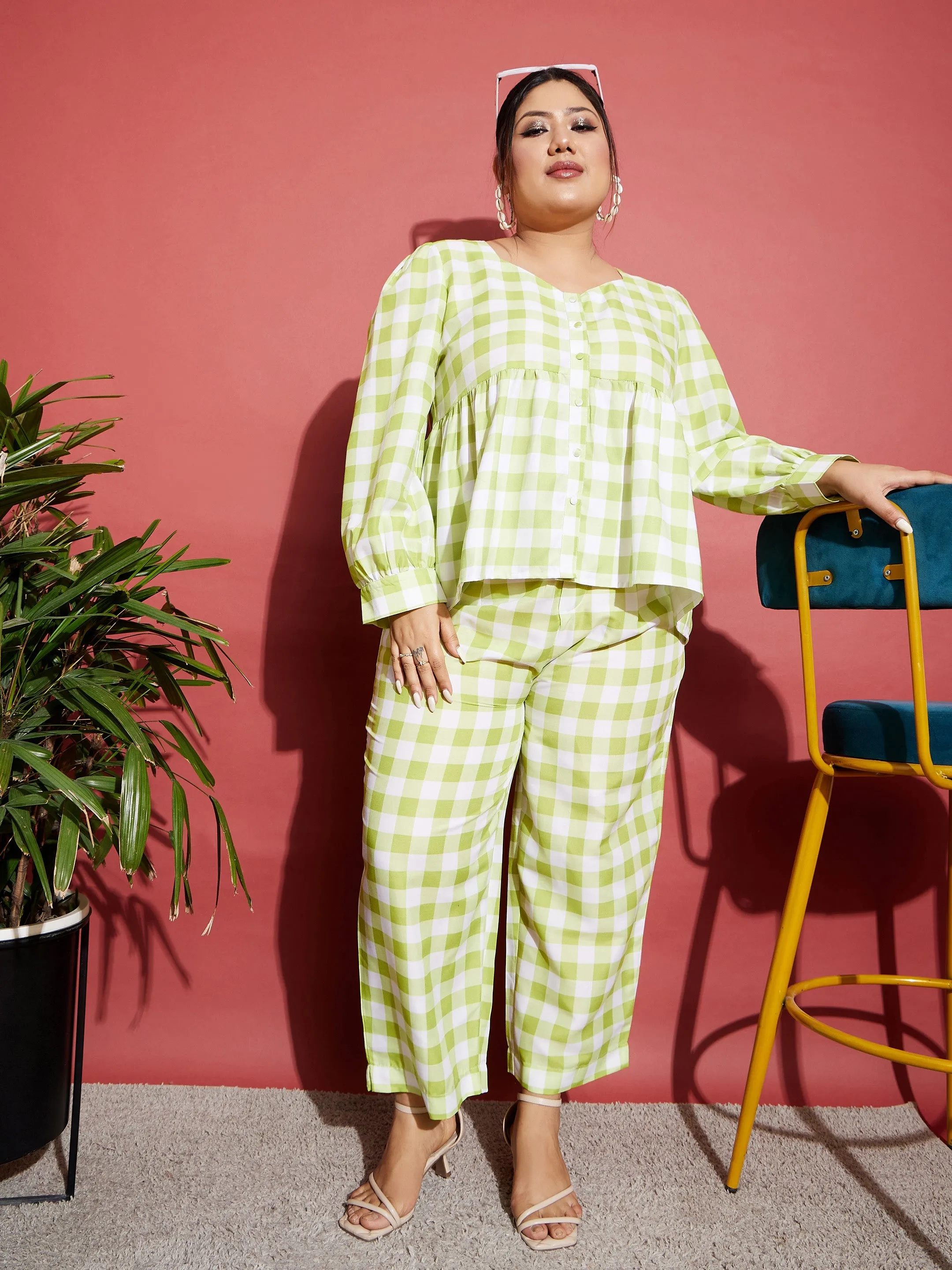 Women Green & White Check Top With Tapered Pants